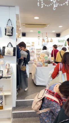 仲間とつくるカルトナージュマルシェ♪ 感謝と学びの3日間でしたの記事動画