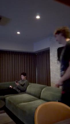 断食中に超絶怖いホラー映画鑑賞の記事動画