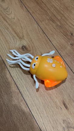 誕生日プレゼントの記事動画