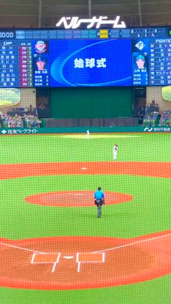 初始球式アンコール⚾️の記事動画