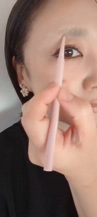 眉メイク上達のカギは頼りになる相棒の存在♡このアイブロウペンシルはとにかくおすすめ！！の記事動画