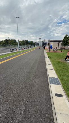 もうすぐ秋休み　やっと公園遊びができる。の記事動画