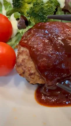 絶品！六本木中心に店舗がある〜格之進金格ハンバーグセットの記事動画