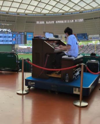 西武球場で野球観戦　でも本当の目的は…の記事動画