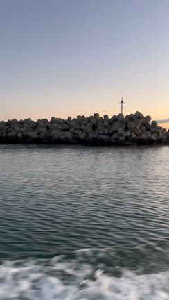 イカ釣りが旬な苫小牧沖ですの記事動画