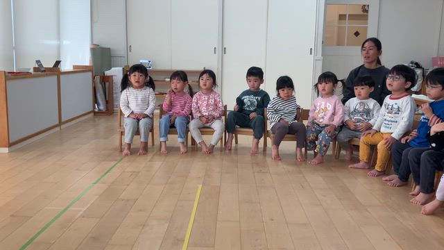 メリッサ・ハニー　クリスマス会練習をしたよ♪の記事動画