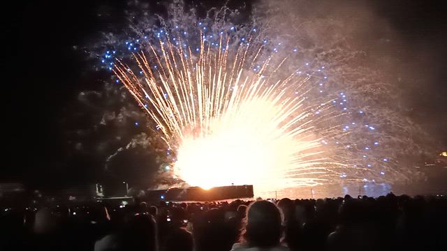 8月17日 熊野大花火大会 最終回☆☆鬼ヶ城大仕掛けⅡの記事動画