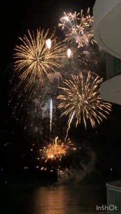 ハロウィンの夜、そして次の日の記事動画