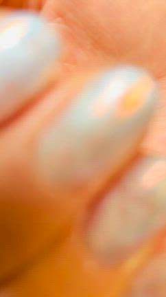 多摩市/多摩センターネイルサロン ☾ネイル イスト　キンラキラ冬ネイルの記事動画