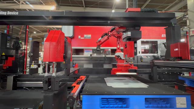 三松スマートファクトリーへの道vol.17~ロボットベンダー 「EGB-1303ARs」の記事動画