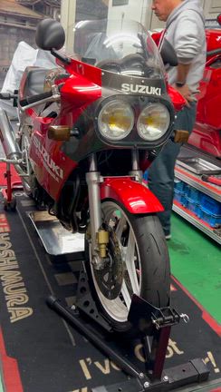 GSX-R750R旅立つの記事動画