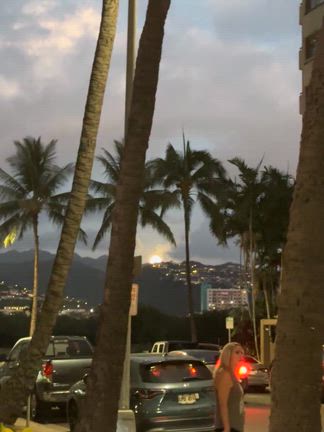 スーパームーンが昇ってきた！の記事動画