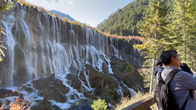 絶景の九寨溝②の記事動画