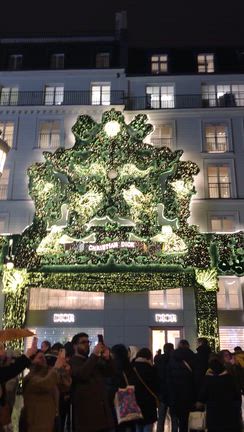 2025/12/20 一日出歩いてました。クリスマスイルミネーションを雨の中見て来ましたの記事動画