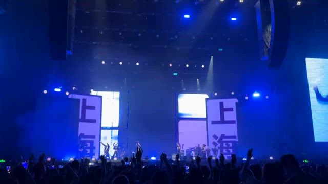 推しのギタリスト、海外でも大活躍！の記事動画