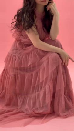 スタジオ撮影。才能を開花して作品作りの記事動画