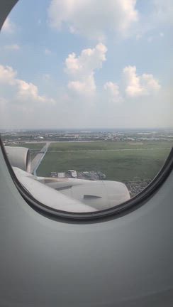 カタール航空　機内食の記事動画