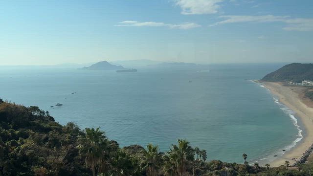 同級生でランチ会の記事動画