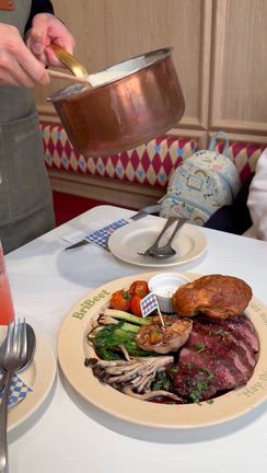 韓国で流行のイブルパスタ、食べてみた！の記事動画