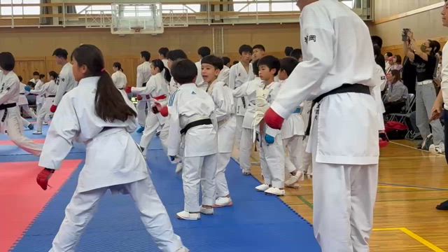 御殿場西高校空手道部練習会の記事動画