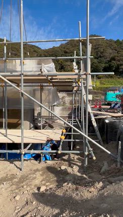 ワイヤーソーイングの記事動画