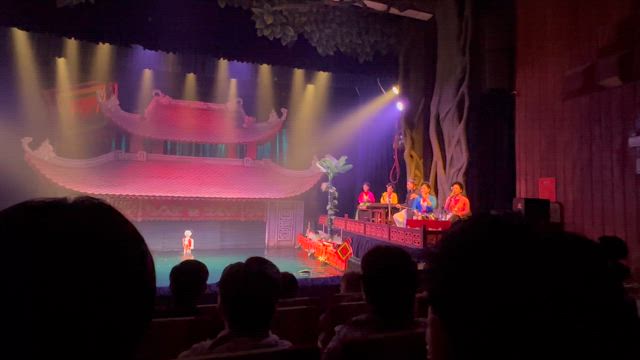 タンロン水上人形劇を観にの記事動画