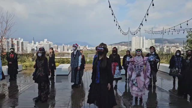 ティケシュシュクリスマス＆BLACKの記事動画