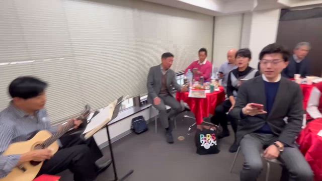 渋谷校忘年会写真❹Shibuya school year-end party photos❹の記事動画