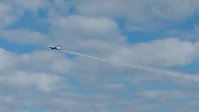 福岡県築上郡築上町『メタセの杜』の紅葉と『築城基地航空祭』ブルーインパルス曲芸飛行を見てきたよ③の記事動画