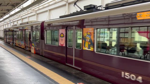 星のカーヴィ☆阪急電車 と サク山チョコ次郎電車ジャック御堂筋線の記事動画