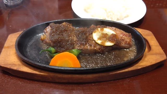 夏だ！祭りだ！ステーキだ!肉のふきあげの素敵なランチ県栃木市)の記事動画