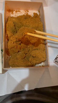 まさかのスリーピーにセラミックのフライパンが何食わぬ顔で並んでた。色以外は探していたタイプなのの記事動画