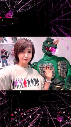 赤松和光 個展14 怪獣ラボ 怪獣プロレス参加❤️の記事動画