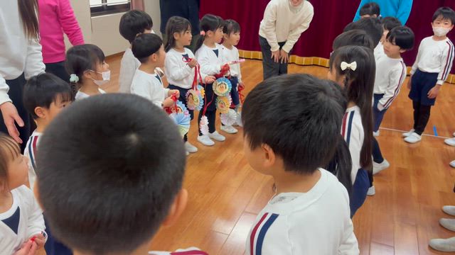 保護者会総会 全体懇談会の記事動画