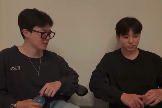 除隊後2度目のグクミン❤Wライブ☆秘密が明かされる日+日常が思い出作り＋寝たくないのか発言の謎の記事動画