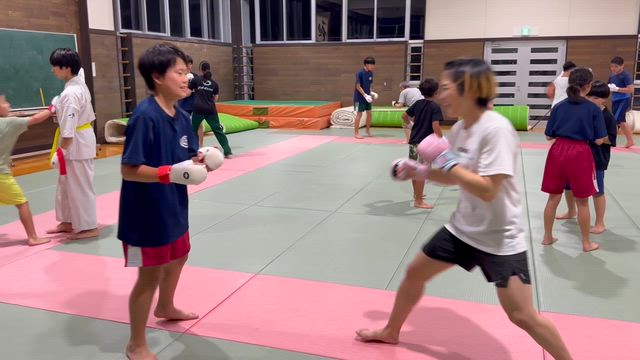 総合格闘技体験会を行いましたの記事動画