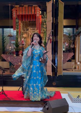 姜暁艶二胡の旅〜本願寺四日市別院〜報恩講御引上会記念コンサートの記事動画