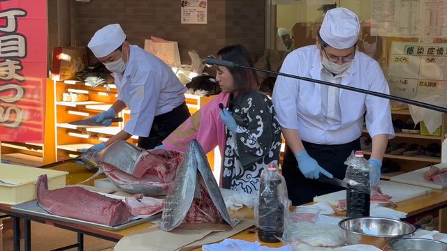 叶真が目を丸くした、東大道1丁目祭りの記事動画