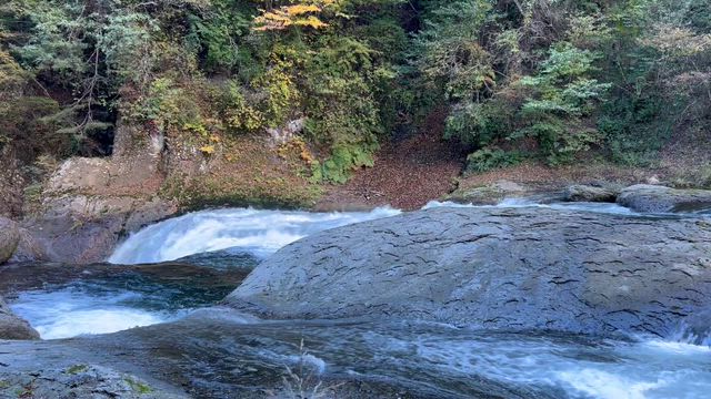 吹割の滝、温泉、晩ごはんの記事動画