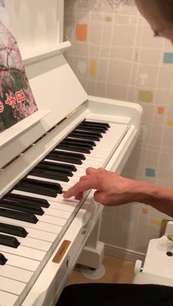 80歳Mさんトリルの練習【横尾先生】の記事動画