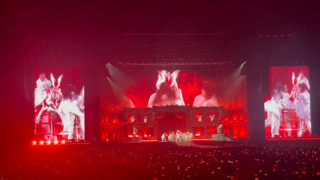 ガガ様ライブ、人生の主役は私の記事動画