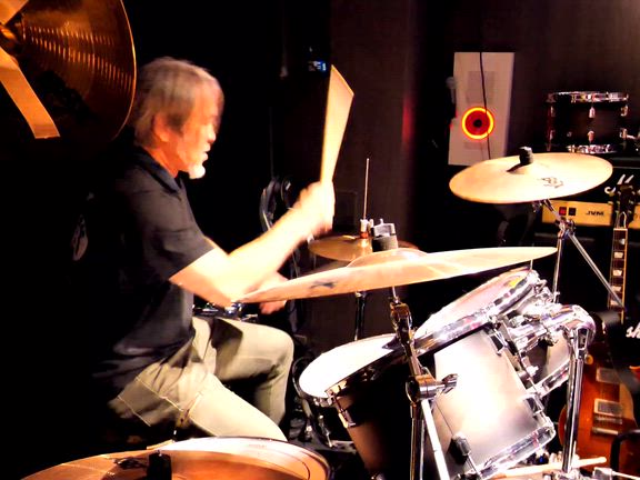 ドラム日記　④　復活はトラブルの嵐の記事動画