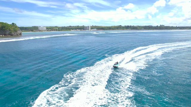 ★グアムジェットスキーの記事動画