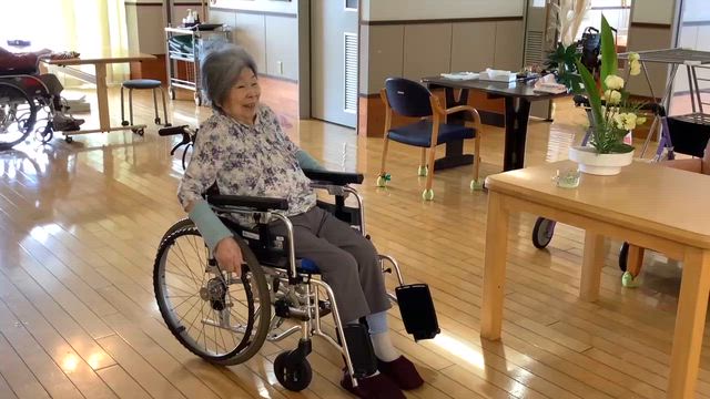 自走する母の記事動画