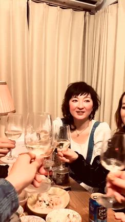 新年会ホームパーティーの記事動画