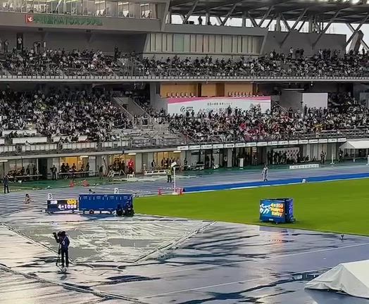 国スポ陸上観戦の前にふわとろパンケーキ！「むさしの森珈琲」の記事動画