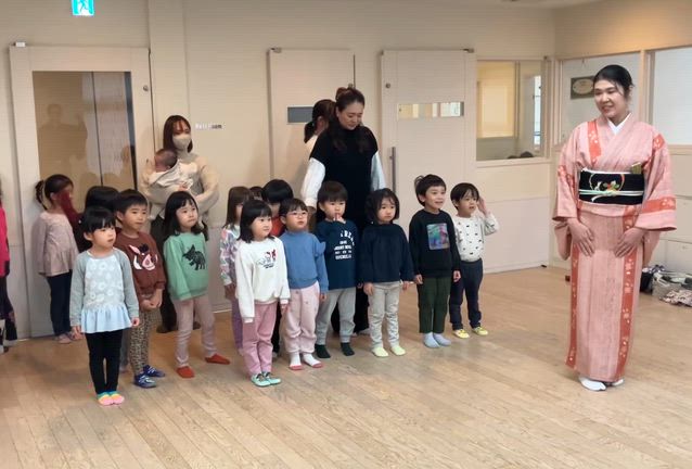 テーマ活動【日本舞踊】〜ホワイトチーム〜の記事動画