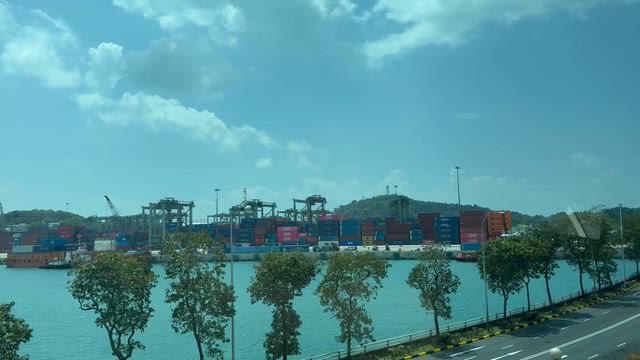 シンガポール２日め（セントーサや本屋など）の記事動画