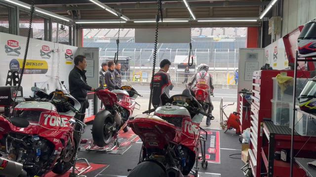 全日本ロードレース第1戦もてぎ2＆4決勝レースの記事動画