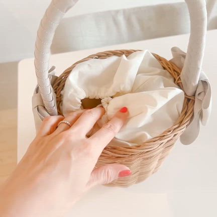 エレガントなリボンかごバッグ・販売開始しましたの記事動画